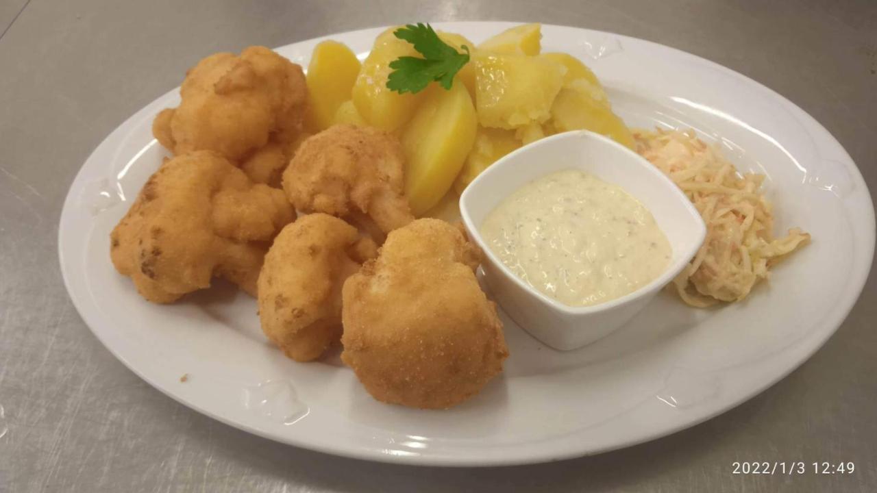 Mala Svata Hora - Penzion & Restaurace Mníšek pod Brdy エクステリア 写真
